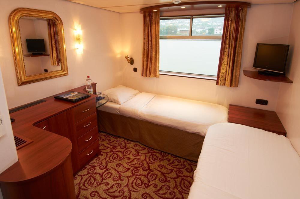 Knm Ms Switzerland I - 3*