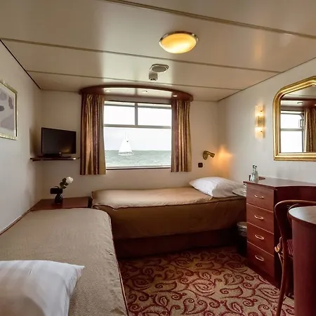Knm Ms Switzerland I - Hotel Dusseldorf